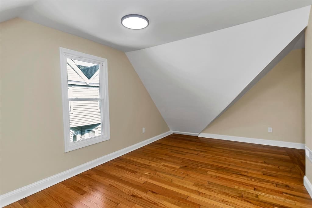 58 Euclid Ave, Springfield MA 01108 photo 32
