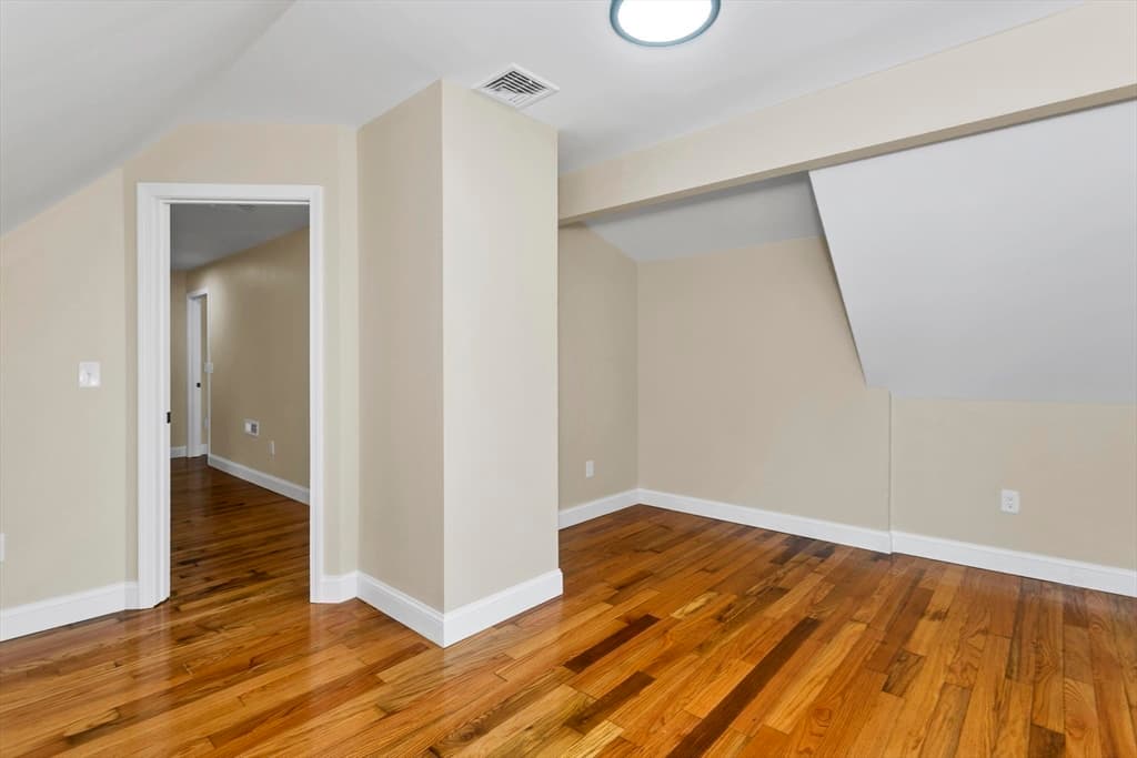 58 Euclid Ave, Springfield MA 01108 photo 33