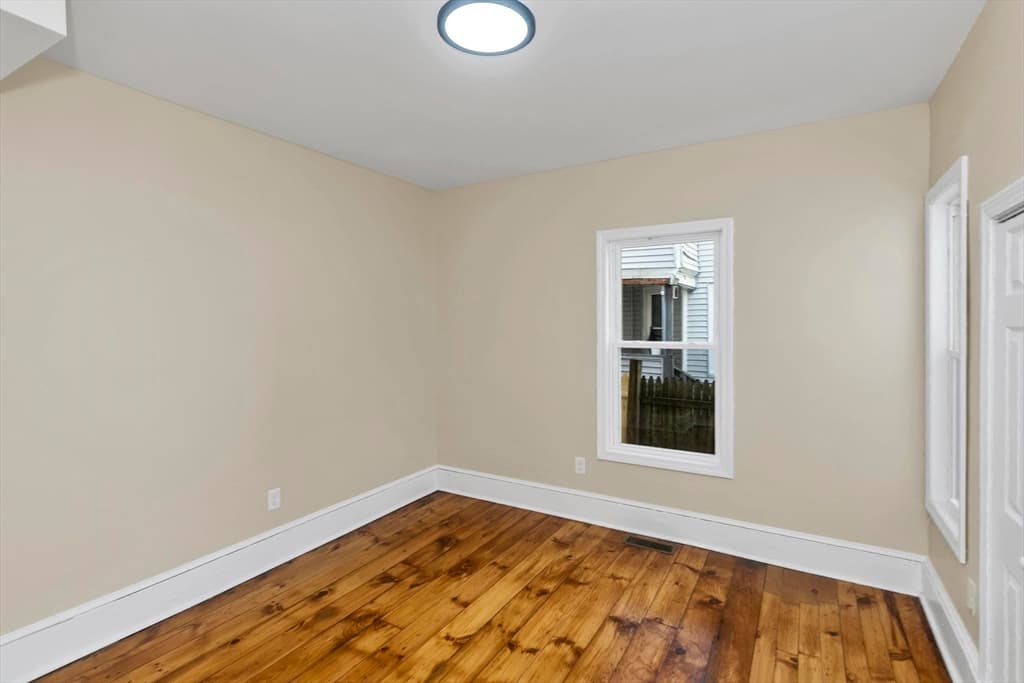 58 Euclid Ave, Springfield MA 01108 photo 15
