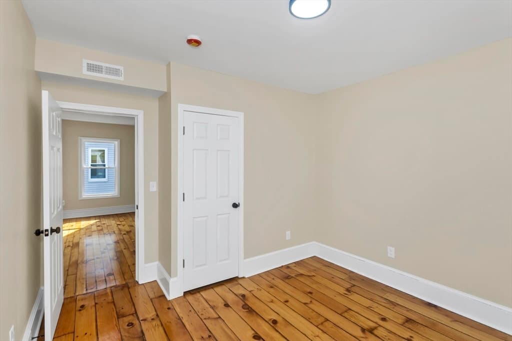 58 Euclid Ave, Springfield MA 01108 photo 29