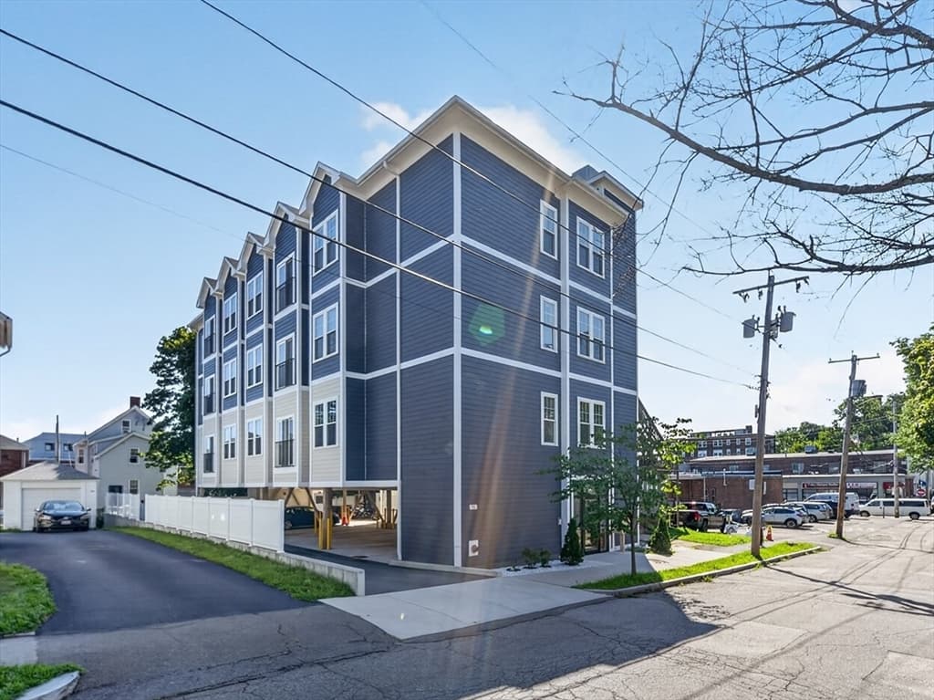 222 Arlington St # 2B, Quincy MA 02170 photo 2