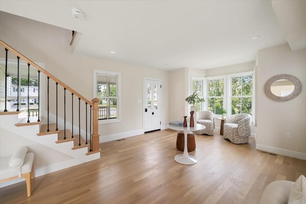 30 Shore St, Falmouth MA 02540 photo 3