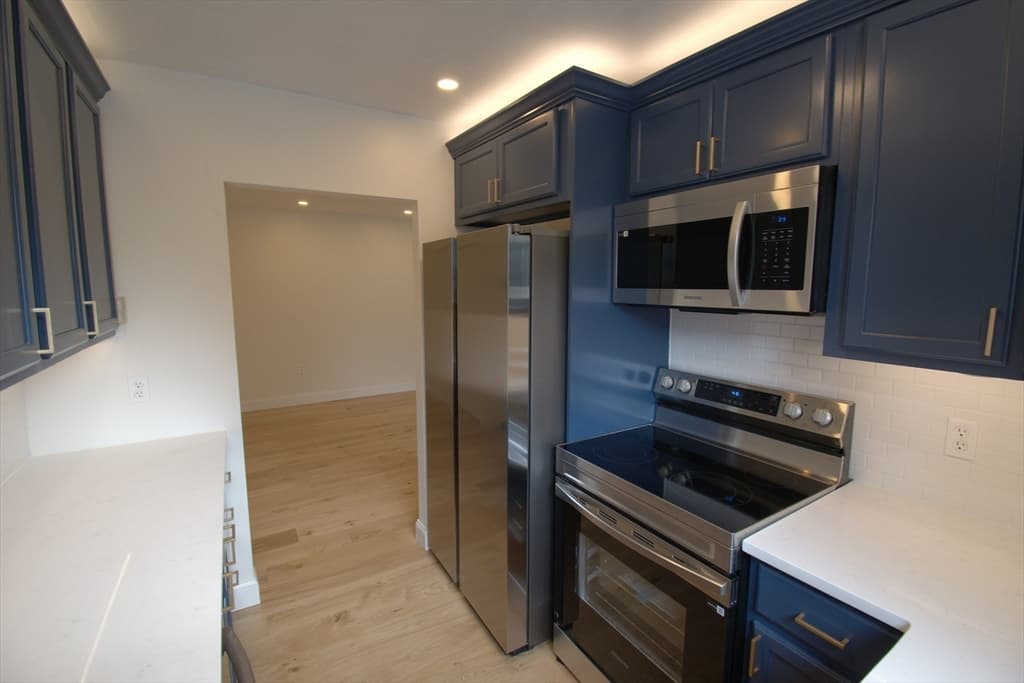 200 Fellsview Terrace # 205B, Stoneham MA 02180 photo 2