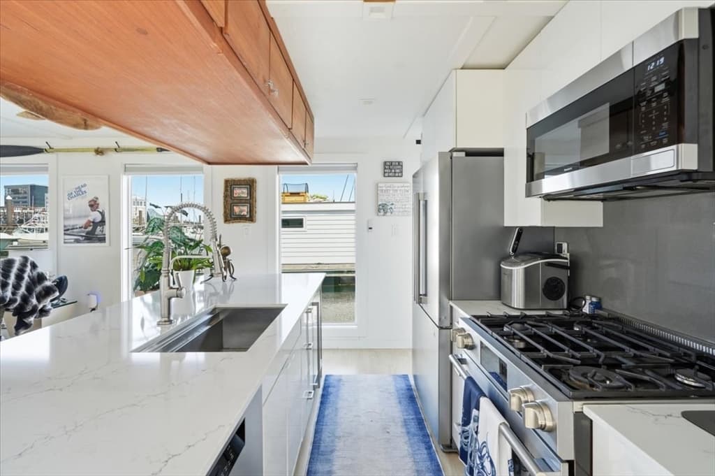 1 Pier 8 13th St # B28, Boston MA 02129 photo 10