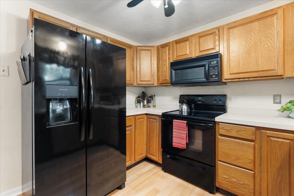 21 Milk St # 4, Attleboro MA 02703 photo 8