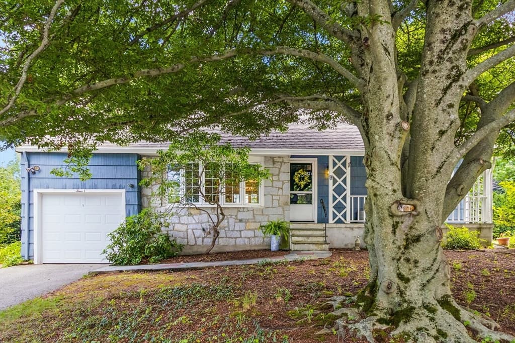 4 Murdoch Road, Natick MA 01760 photo 2