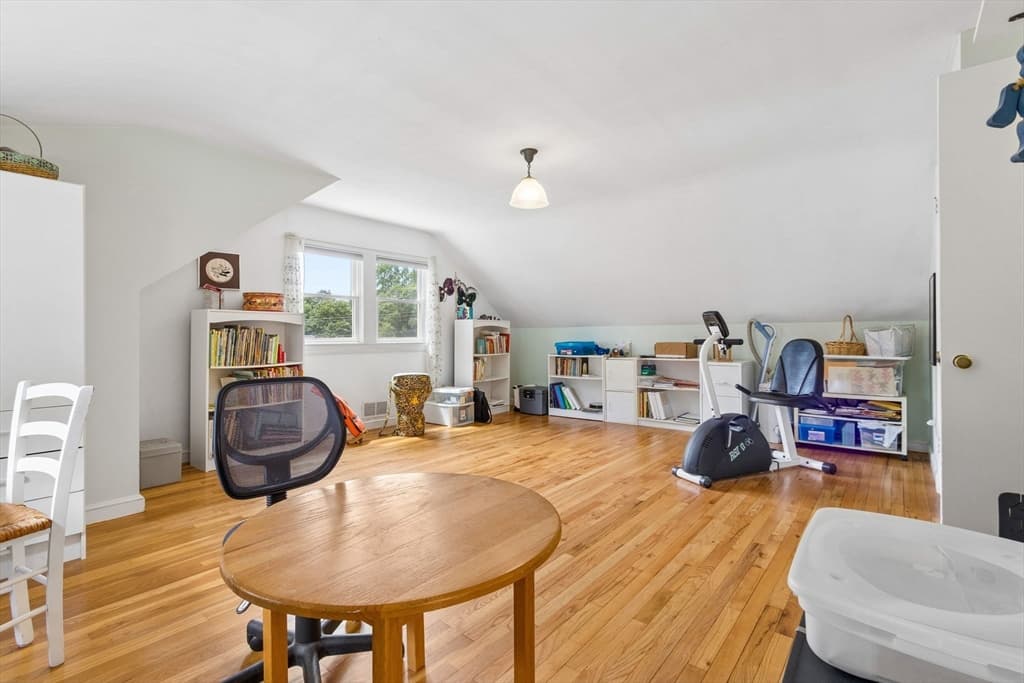 4 Murdoch Road, Natick MA 01760 photo 22