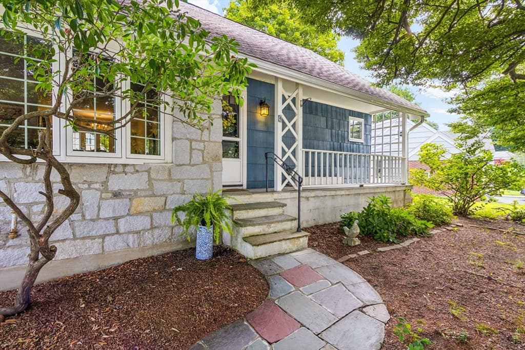 4 Murdoch Road, Natick MA 01760 photo 5
