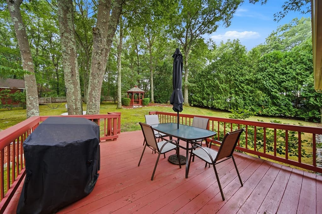 27 Reilly Ave, Blackstone MA 01504 photo 32