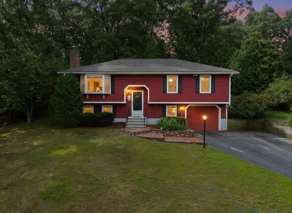 27 Reilly Ave, Blackstone MA 01504 photo 4