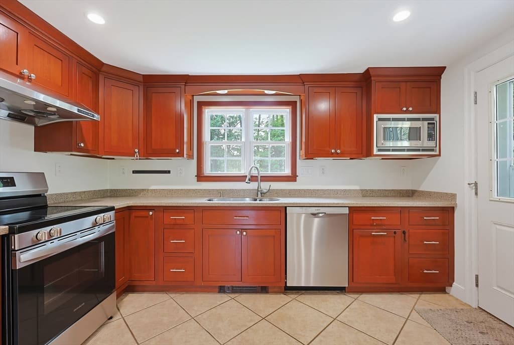 50 Rustic Rd, Walpole MA 02032 photo 18