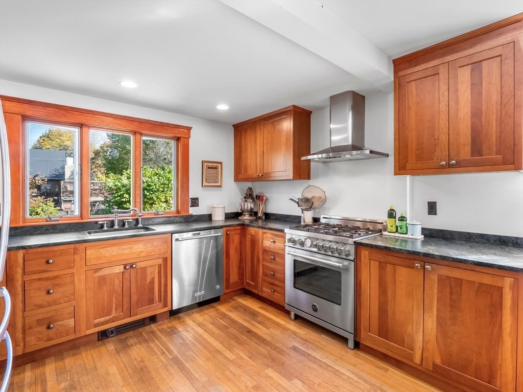346 Merrimac Street, Newburyport MA 01950 photo 15