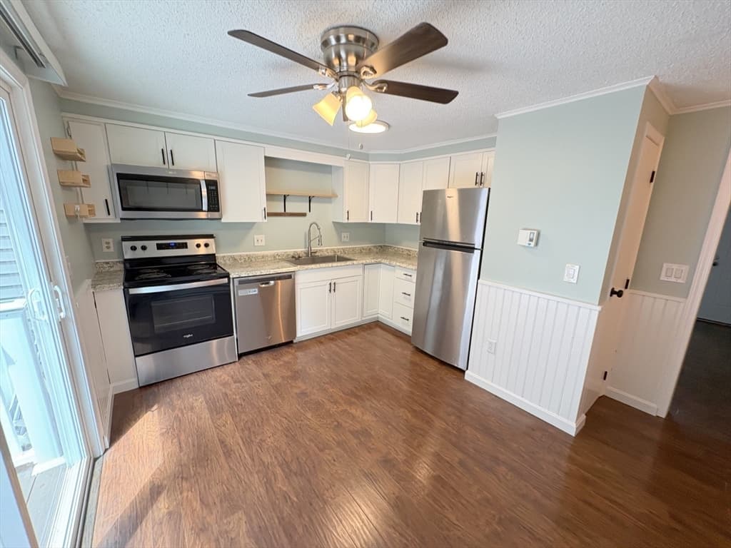 270 Sunderland Rd # 23, Worcester MA 01604 photo 10