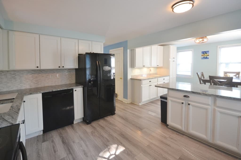 79 Lorchris St, Leominster MA 01453 photo 6
