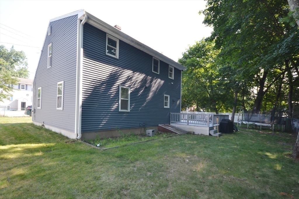 79 Lorchris St, Leominster MA 01453 photo 24