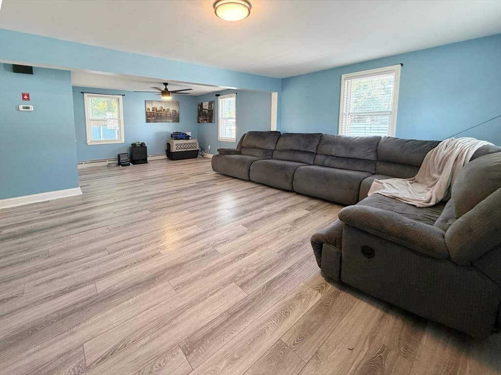 79 Lorchris St, Leominster MA 01453 photo 11