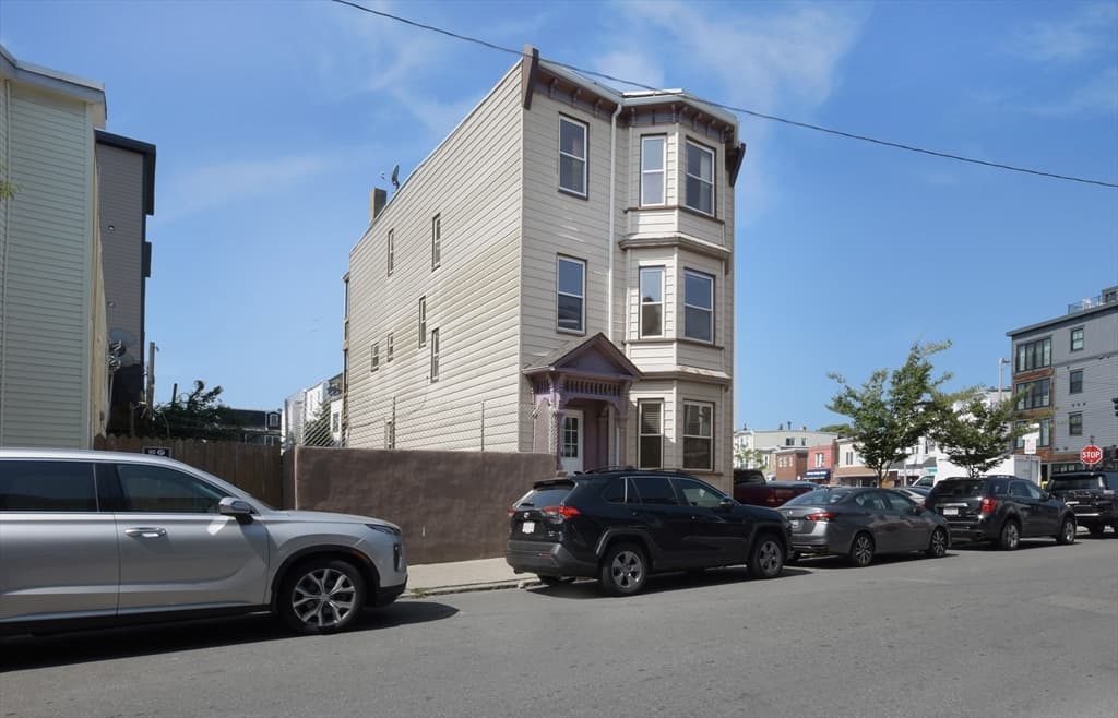 68 Brooks St, Boston MA 02128 photo 2