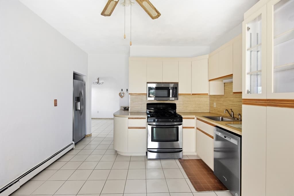 68 Brooks St, Boston MA 02128 photo 9