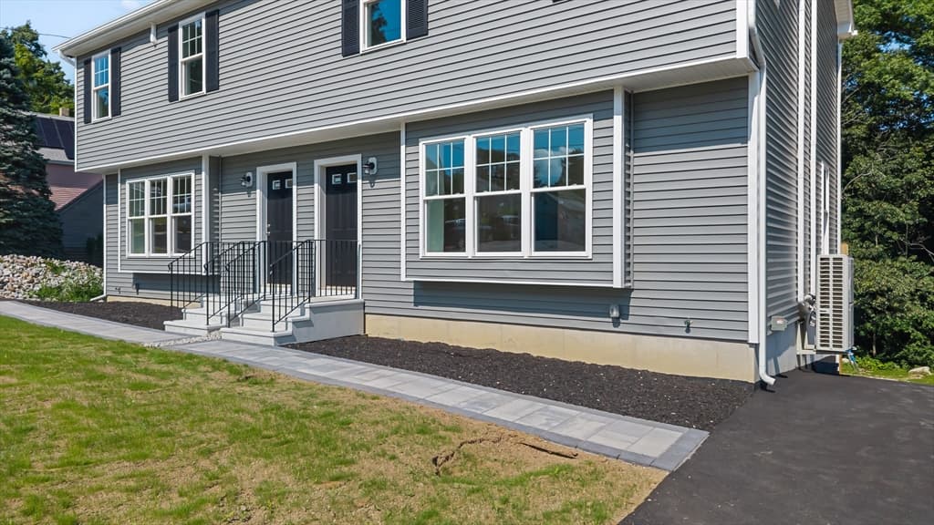 93 Brown St # A, Leicester MA 01611 photo 2