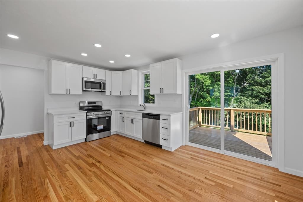 93 Brown St # A, Leicester MA 01611 photo 15