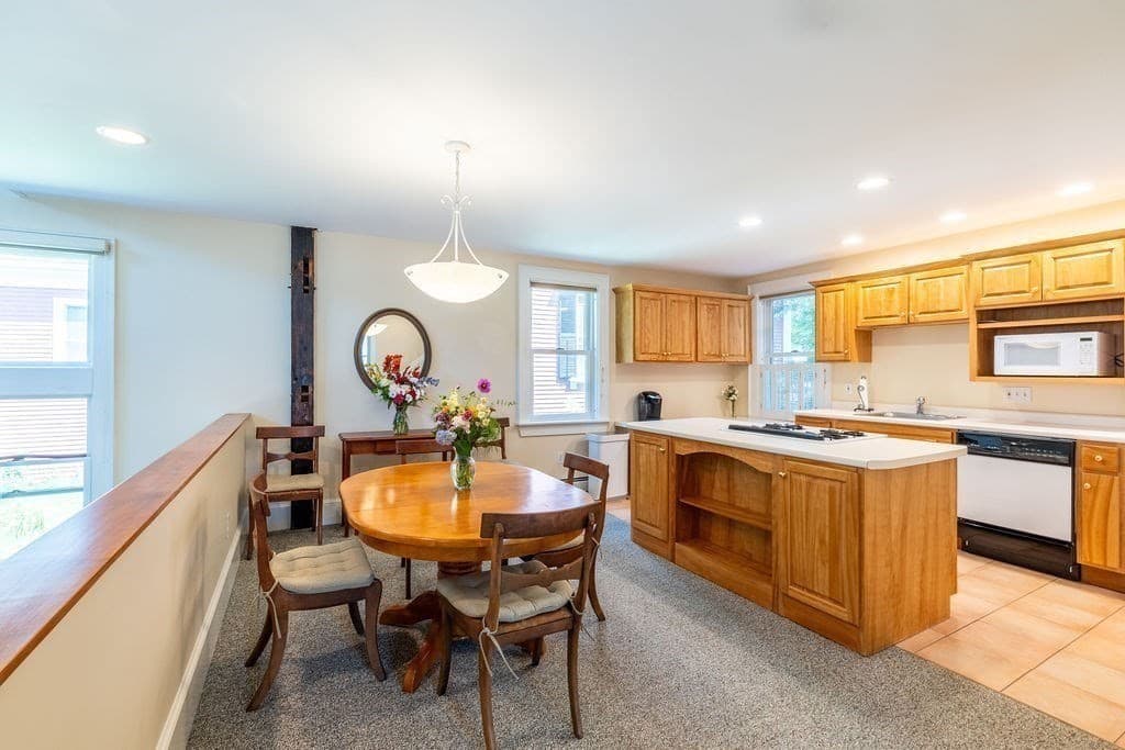 40 N Main St # 3, Ipswich MA 01938 photo 8