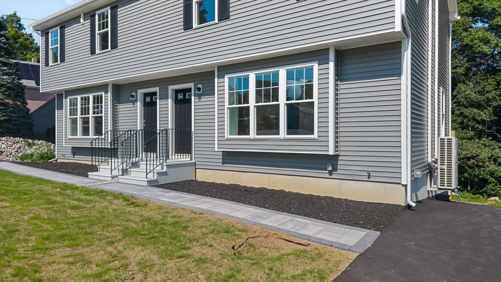 93 Brown St # B, Leicester MA 01611 photo 2