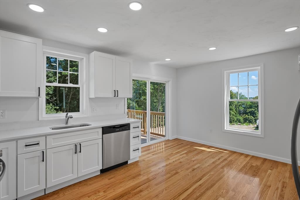 93 Brown St # B, Leicester MA 01611 photo 8