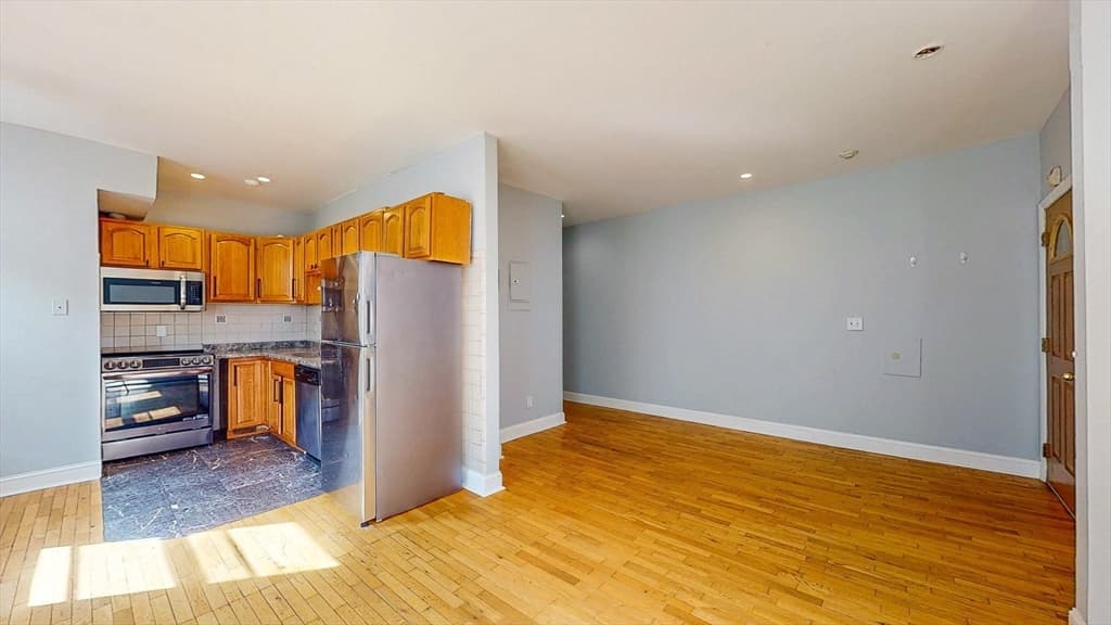 5 Sutton St # 3A, Boston MA 02126 photo 8