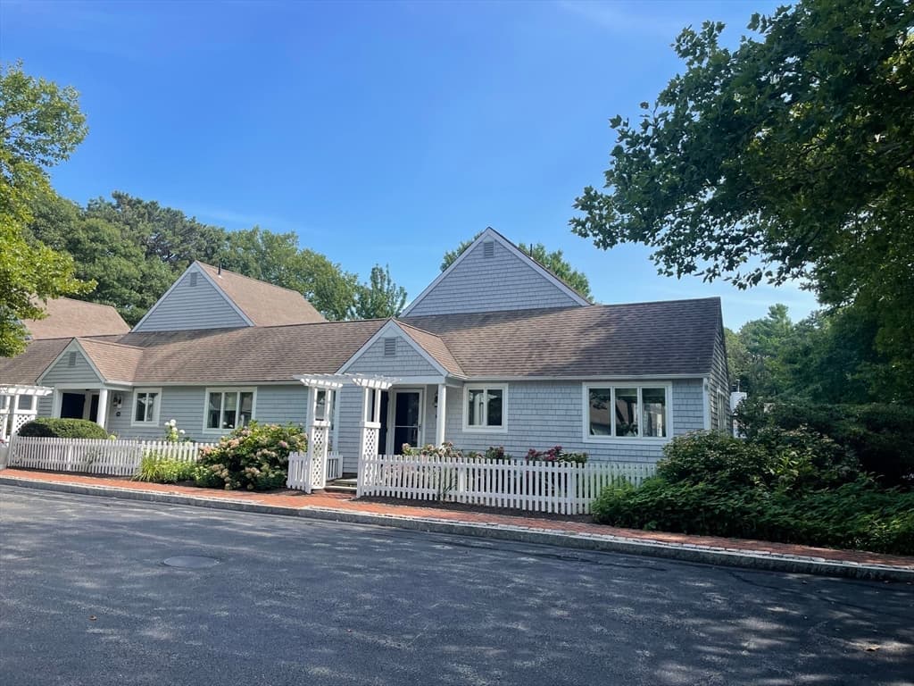 100 Mid-Iron # 7018, Mashpee MA 02649 photo 2