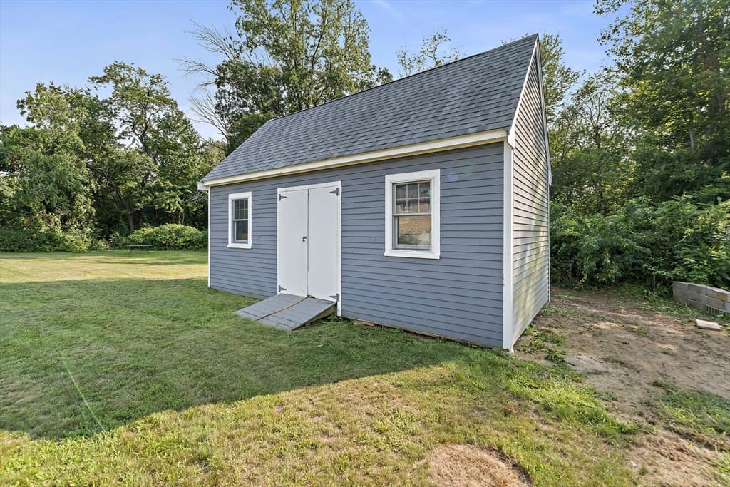 Single Family Residence at 22 Clover Ln, Scituate MA 02066, Scituate, photo 23 of 29