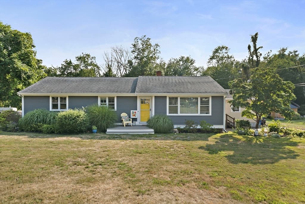 22 Clover Ln, Scituate MA 02066