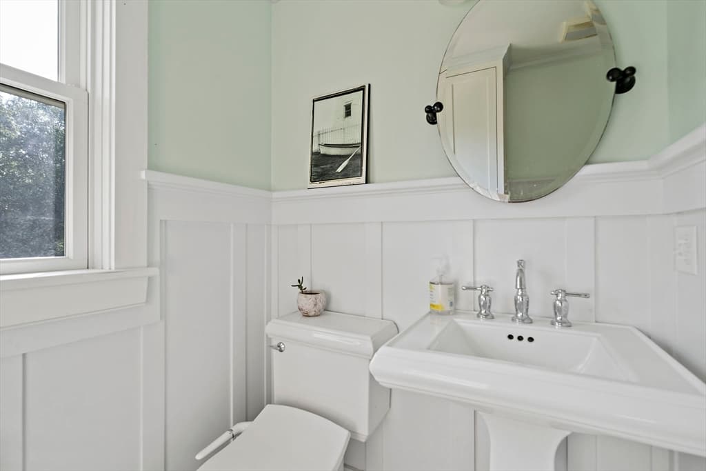 Single Family Residence at 22 Clover Ln, Scituate MA 02066, Scituate, photo 14 of 29
