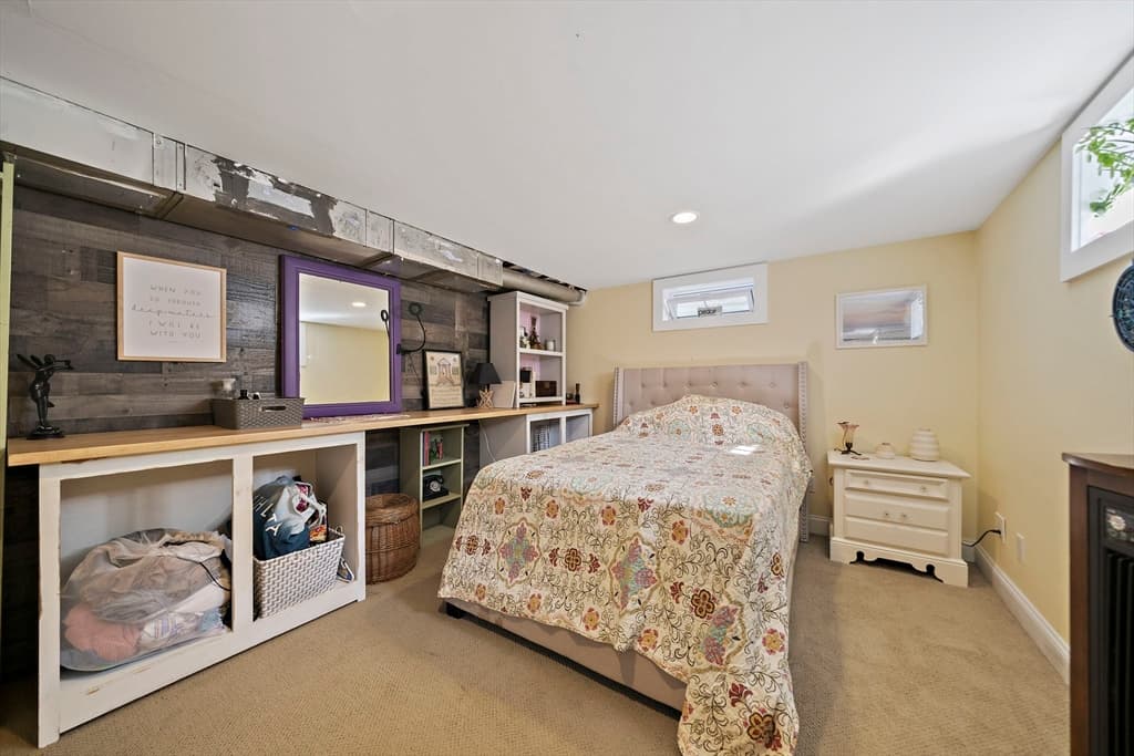Single Family Residence at 22 Clover Ln, Scituate MA 02066, Scituate, photo 18 of 29
