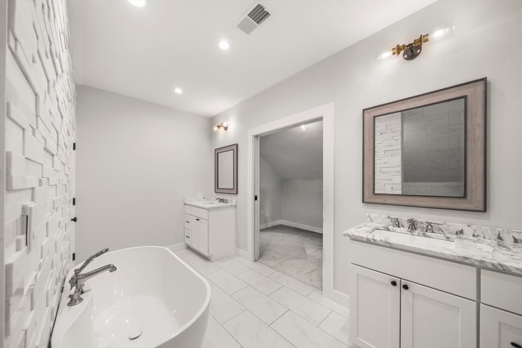 54 Canterbury St # B, Hingham MA 02043 photo 23