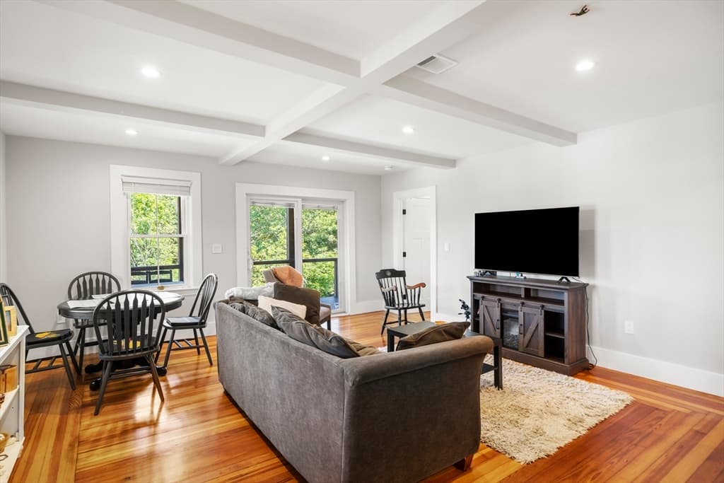 54 Canterbury St # B, Hingham MA 02043 photo 6