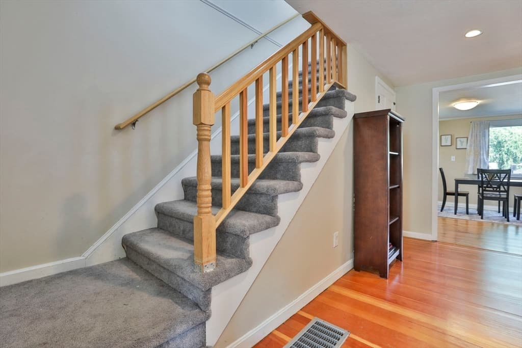23 Bailey St, Lynn MA 01904 photo 22