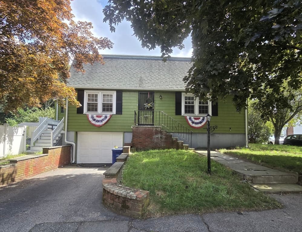 50 Dickerman Lane, Braintree MA 02184