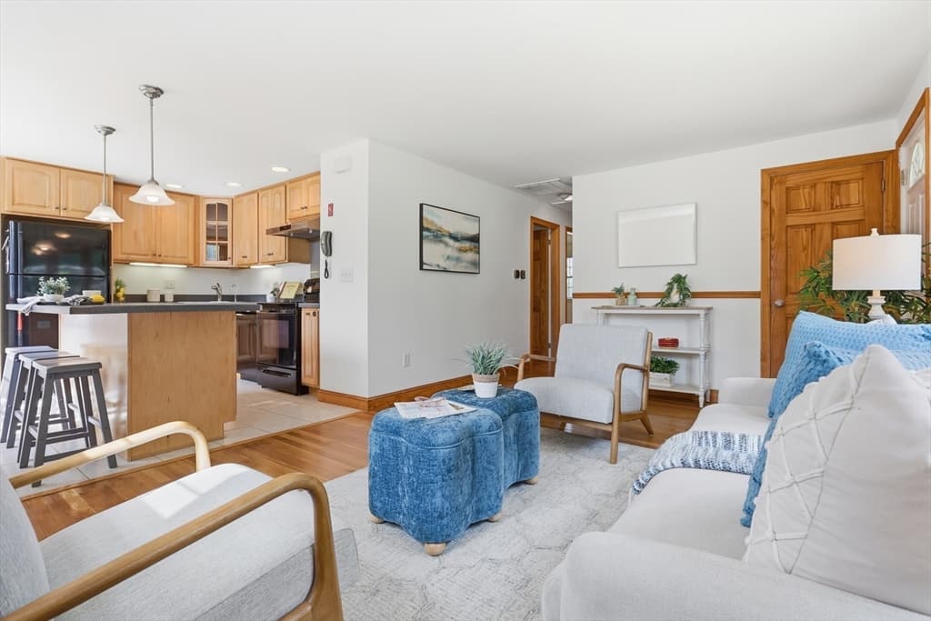 111 Nashua Rd, Billerica MA 01862 photo 8