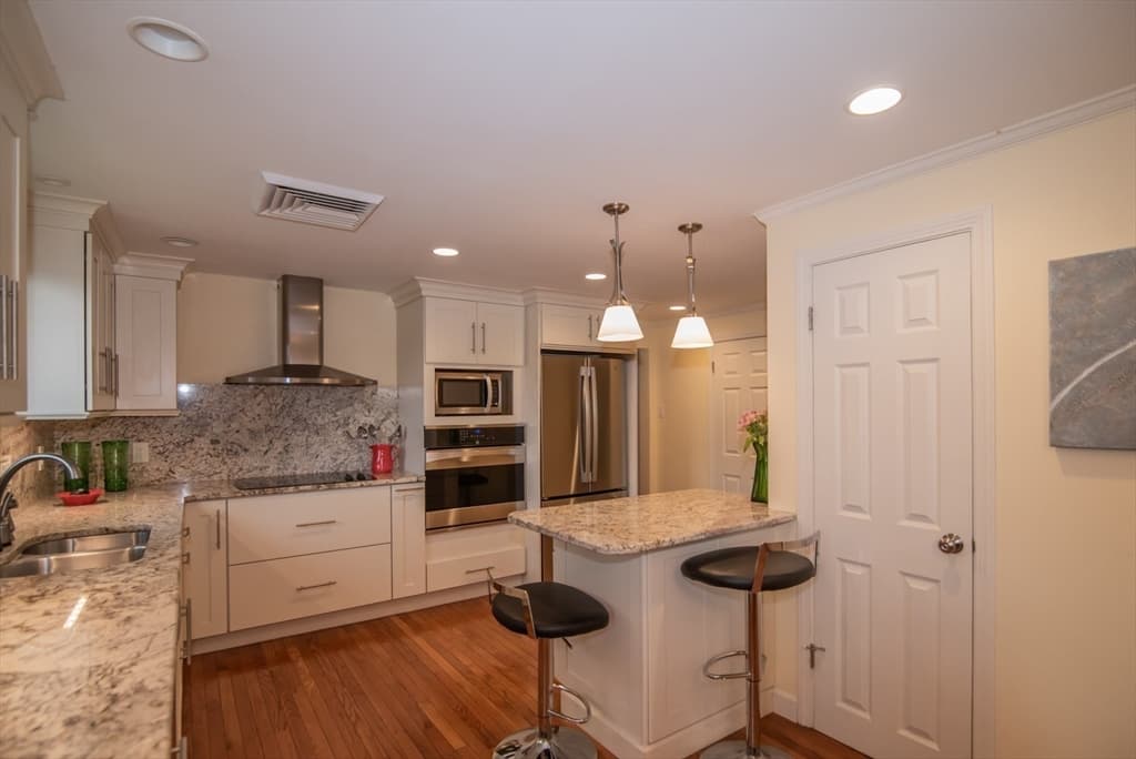 10 Magnolia Rd, Methuen MA 01844 photo 12
