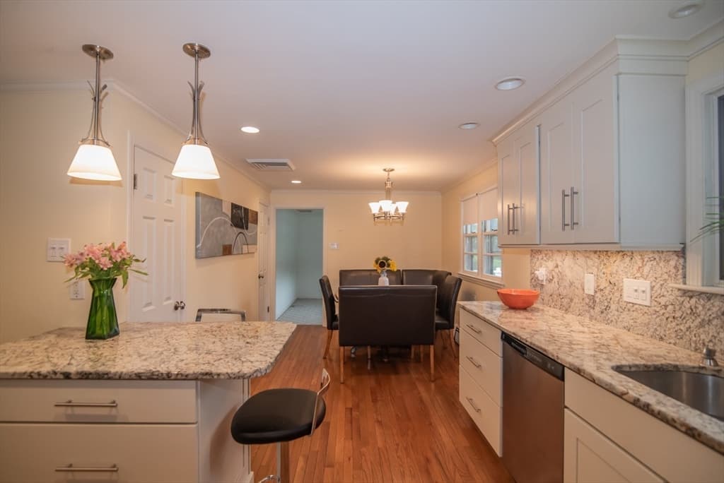 10 Magnolia Rd, Methuen MA 01844 photo 4