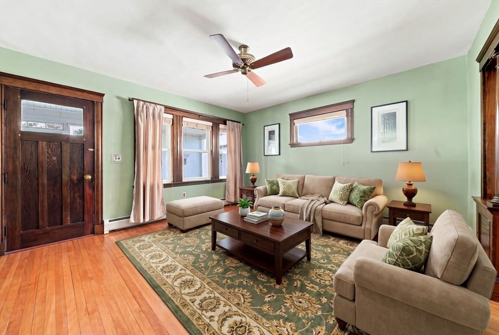 87 Edwin St, Quincy MA 02171 photo 3