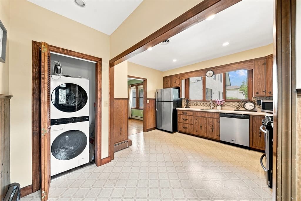 87 Edwin St, Quincy MA 02171 photo 14