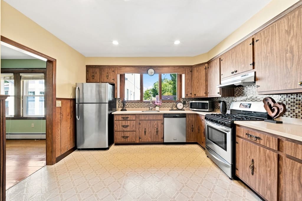87 Edwin St, Quincy MA 02171 photo 15
