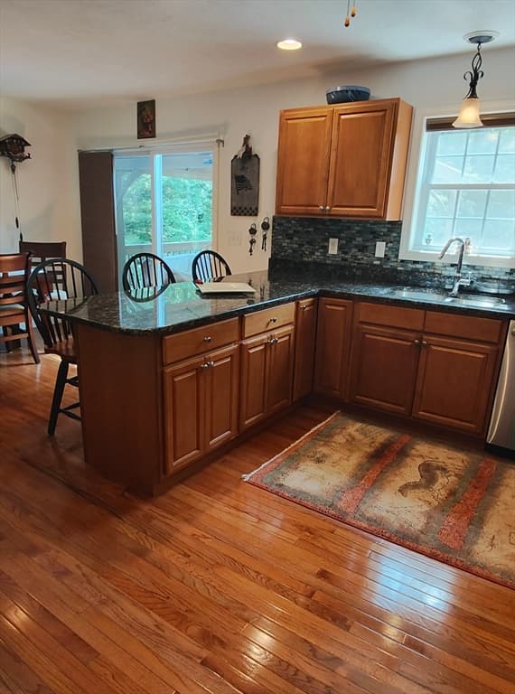 299 River St, Leicester MA 01524 photo 18