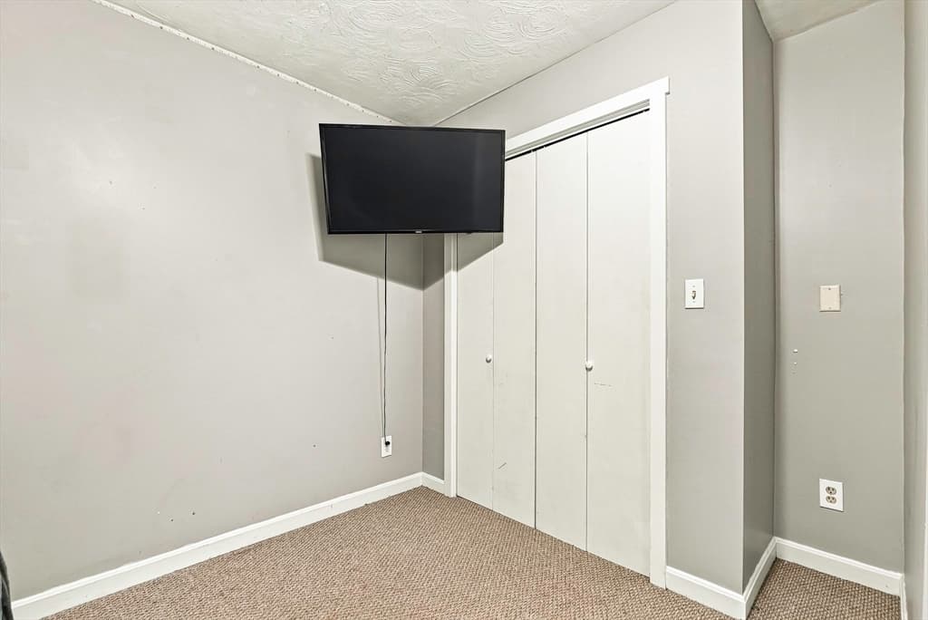 188 Maple St, Douglas MA 01516 photo 18