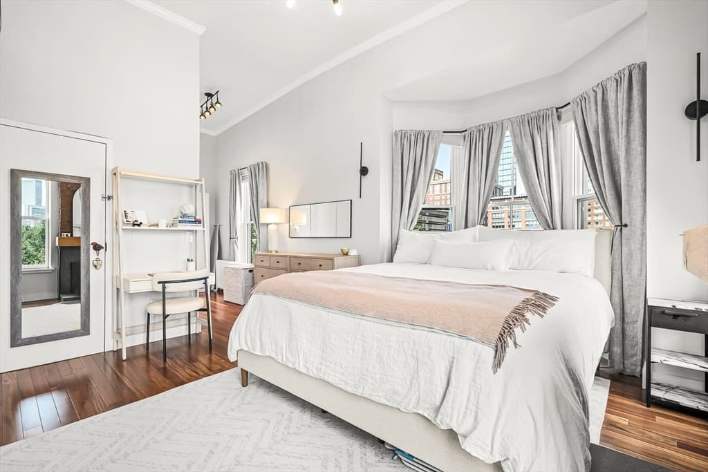 17 Cazenove St # 408, Boston MA 02116 photo 17
