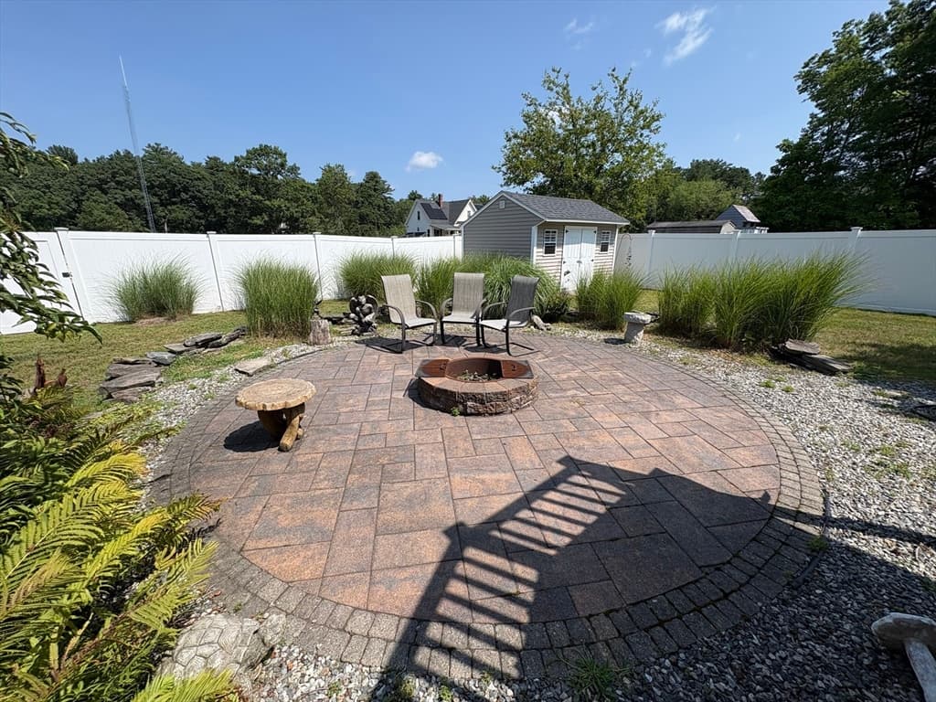 7 Canobieola Rd, Methuen MA 01844 photo 3