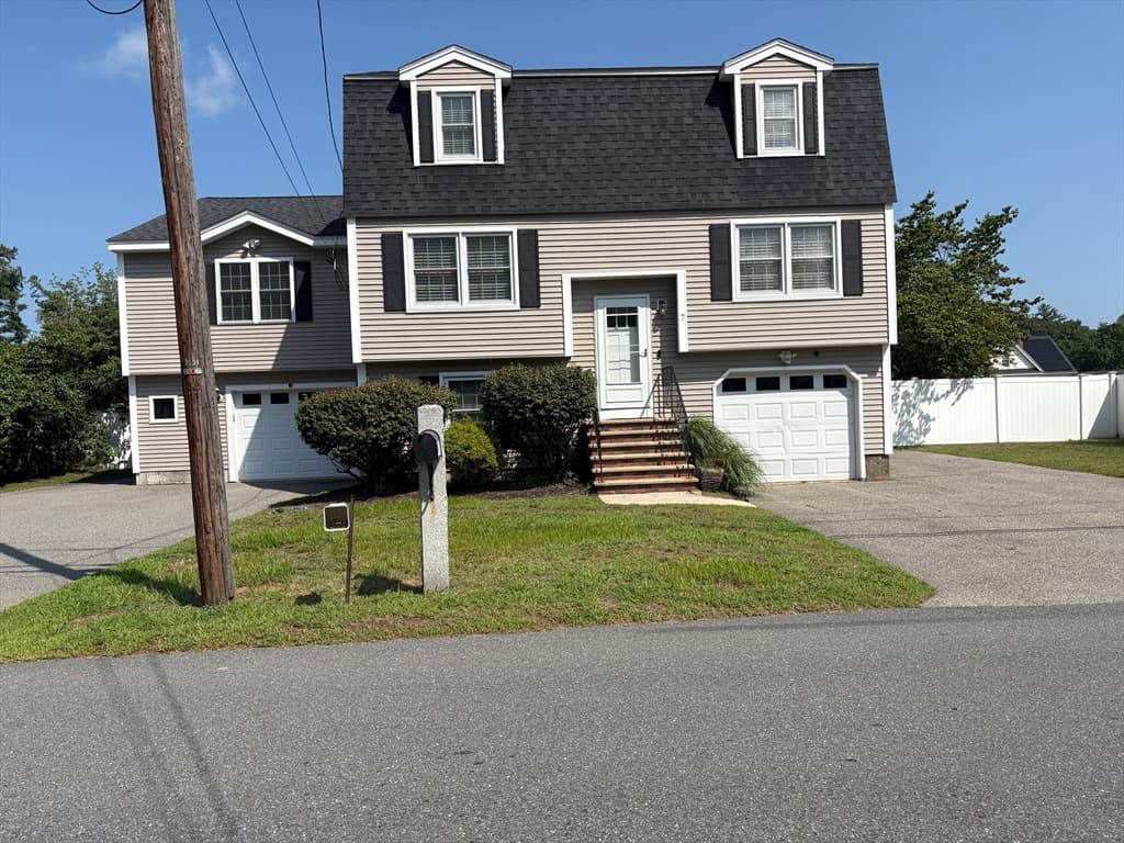 7 Canobieola Rd, Methuen MA 01844