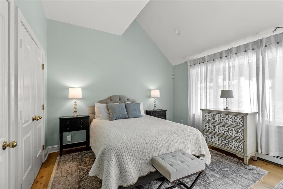 Single Family Residence at 26 Fox Hill Cir, Marshfield MA 02050, photo 16 of 42