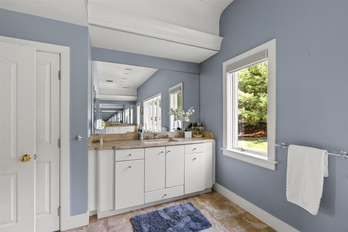 Single Family Residence at 26 Fox Hill Cir, Marshfield MA 02050, photo 15 of 42